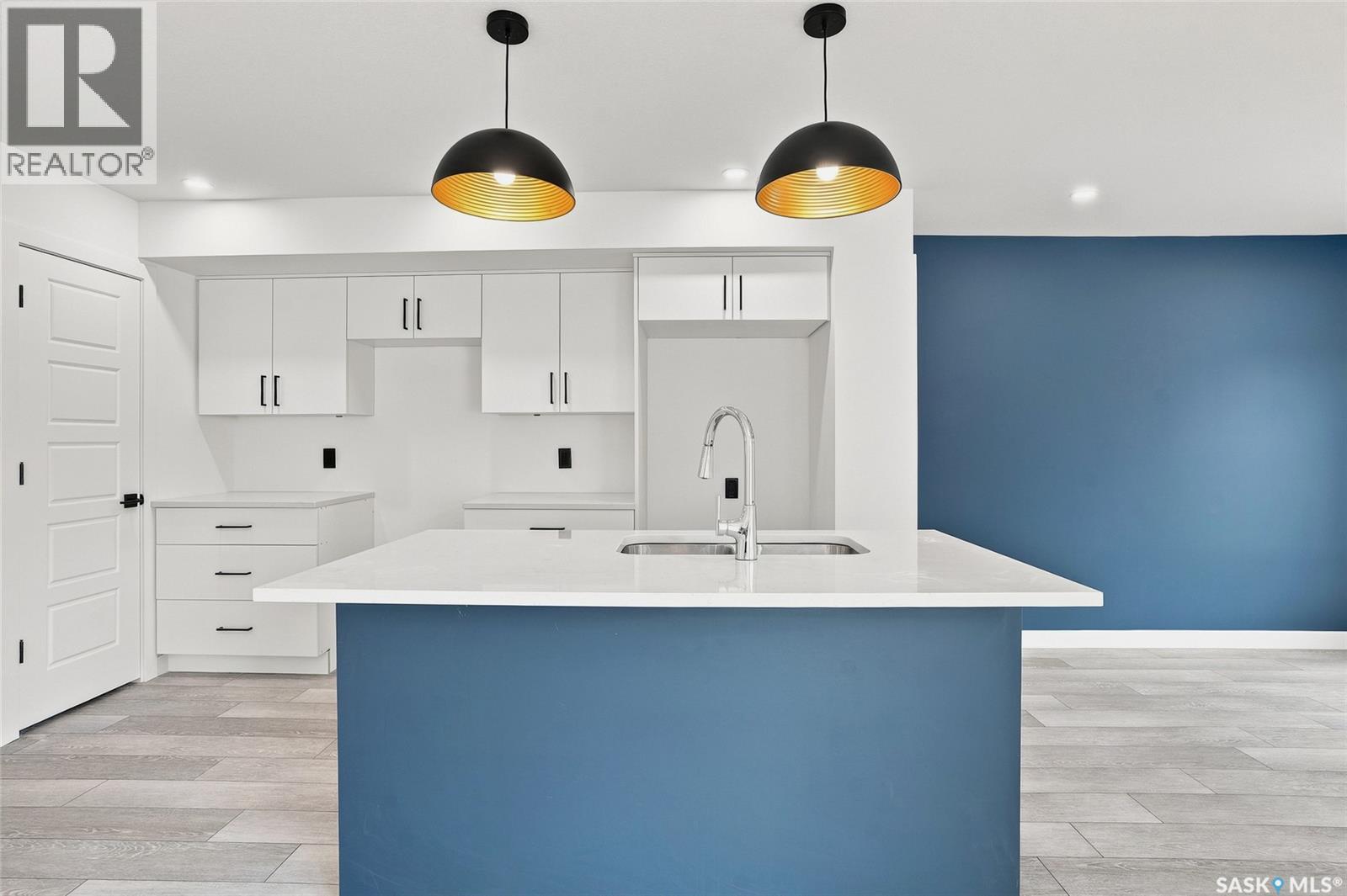 1220 H Avenue N, Saskatoon, Saskatchewan  S7L 2E2 - Photo 6 - SK045055