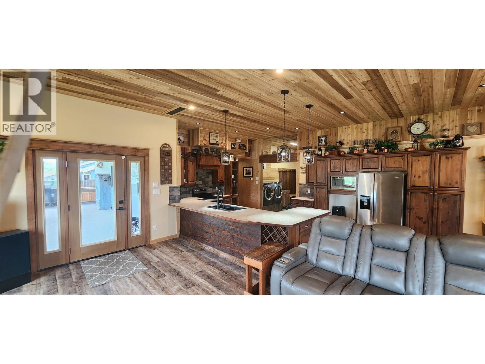 90 Sagamore Road, Grand Forks, British Columbia  V0H 1H4 - Photo 30 - 10386232