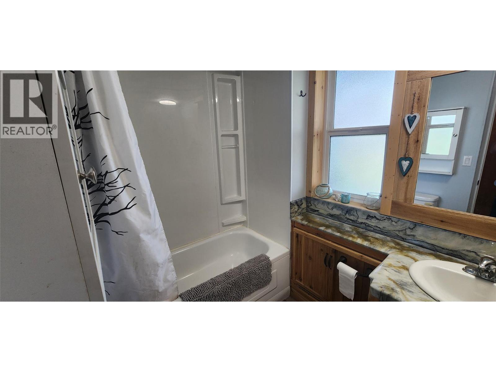 90 Sagamore Road, Grand Forks, British Columbia  V0H 1H4 - Photo 52 - 10386232