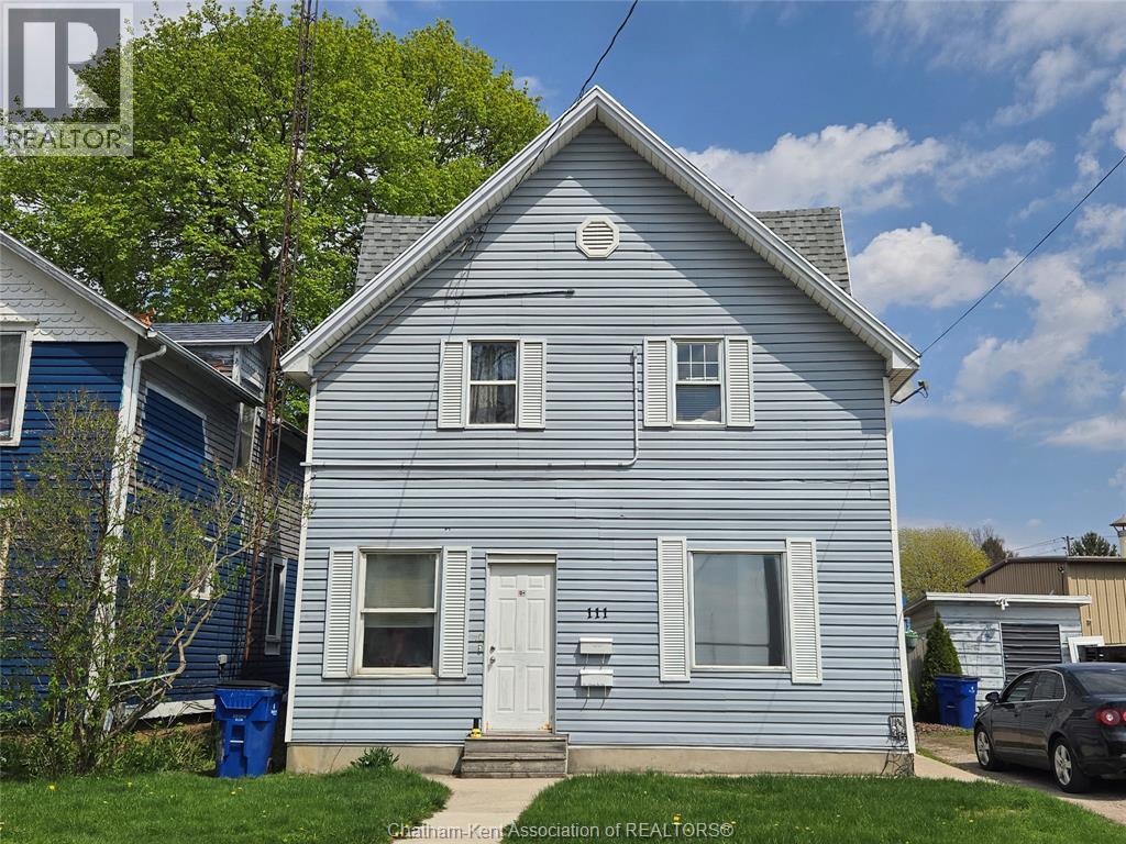 MLS# 26019400: 111 St George STREET, Chatham, Canada