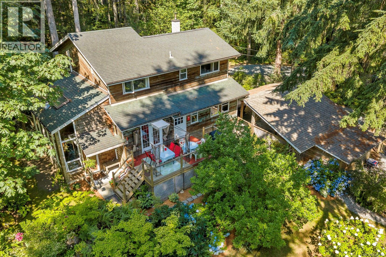 6425 Fitzgerald Rd, Merville, British Columbia