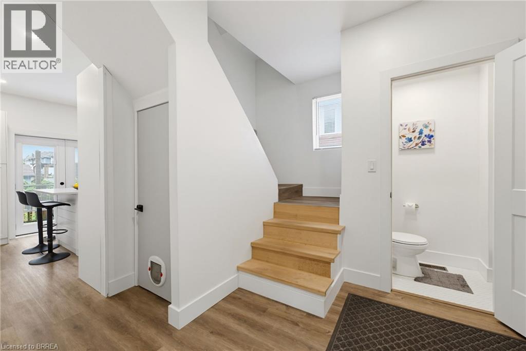 277 Murray Street, Brantford, Ontario  N3S 5S7 - Photo 11 - 40853825