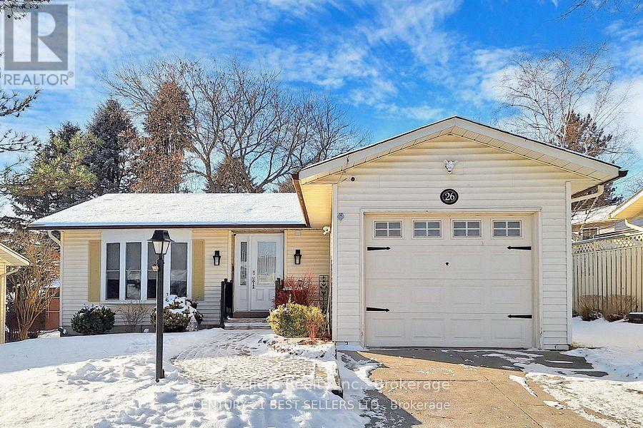 26 TECUMSETH PINES DRIVE, New Tecumseth, Ontario