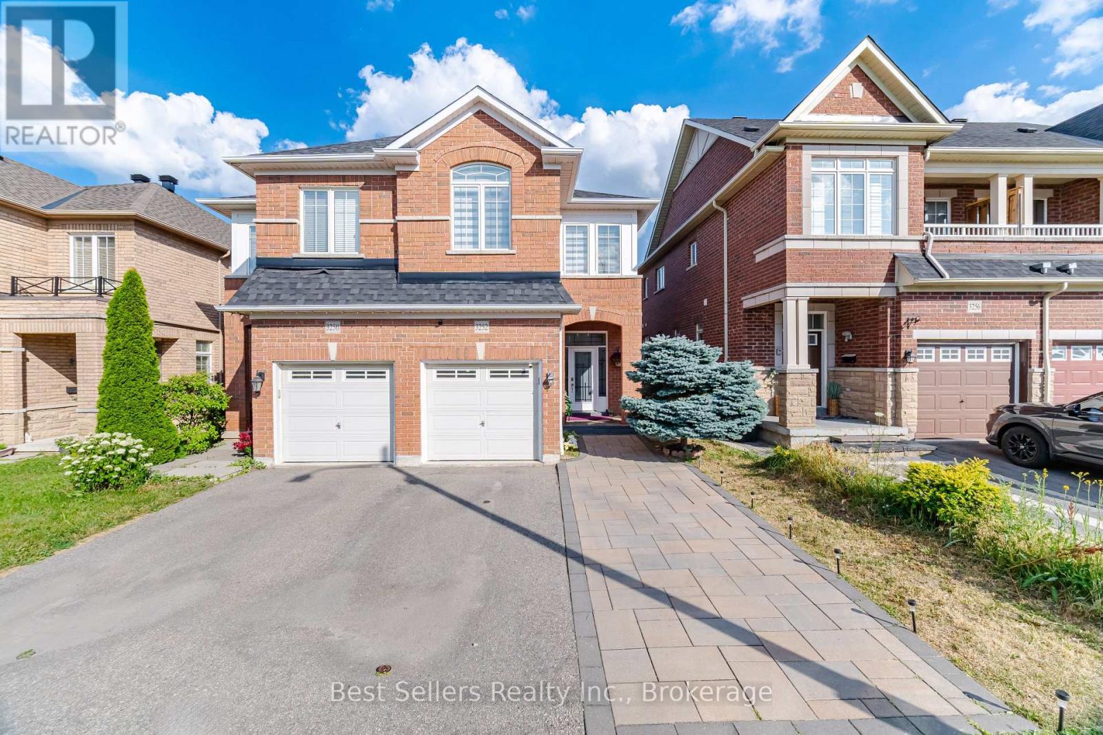 3252 SUNLIGHT STREET, Mississauga, Ontario