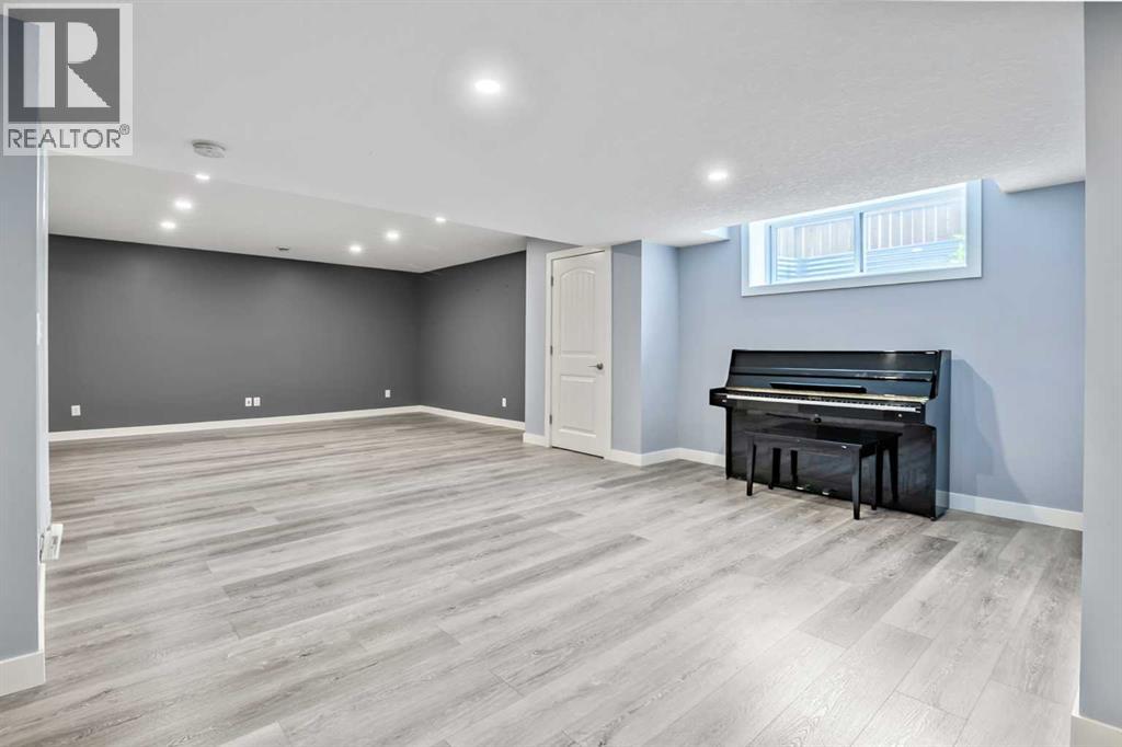 41 Westridge Road, Okotoks, Alberta  T1S 0K9 - Photo 33 - A2336140
