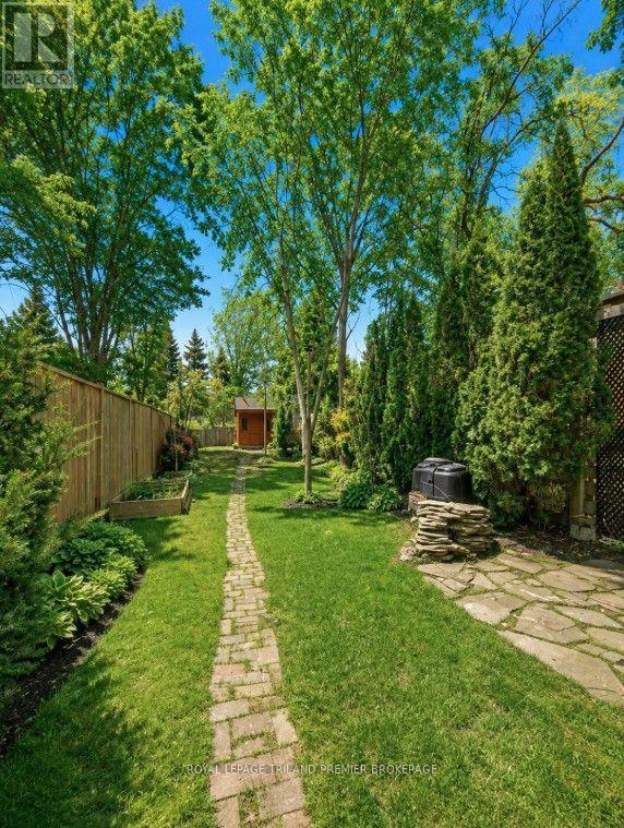 98 Briscoe Street E, London South, Ontario  N6C 1X2 - Photo 38 - X13656704