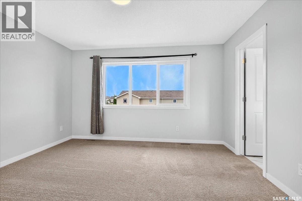 3296 Favel Drive, Regina, Saskatchewan  S4V 4B2 - Photo 19 - SK045101