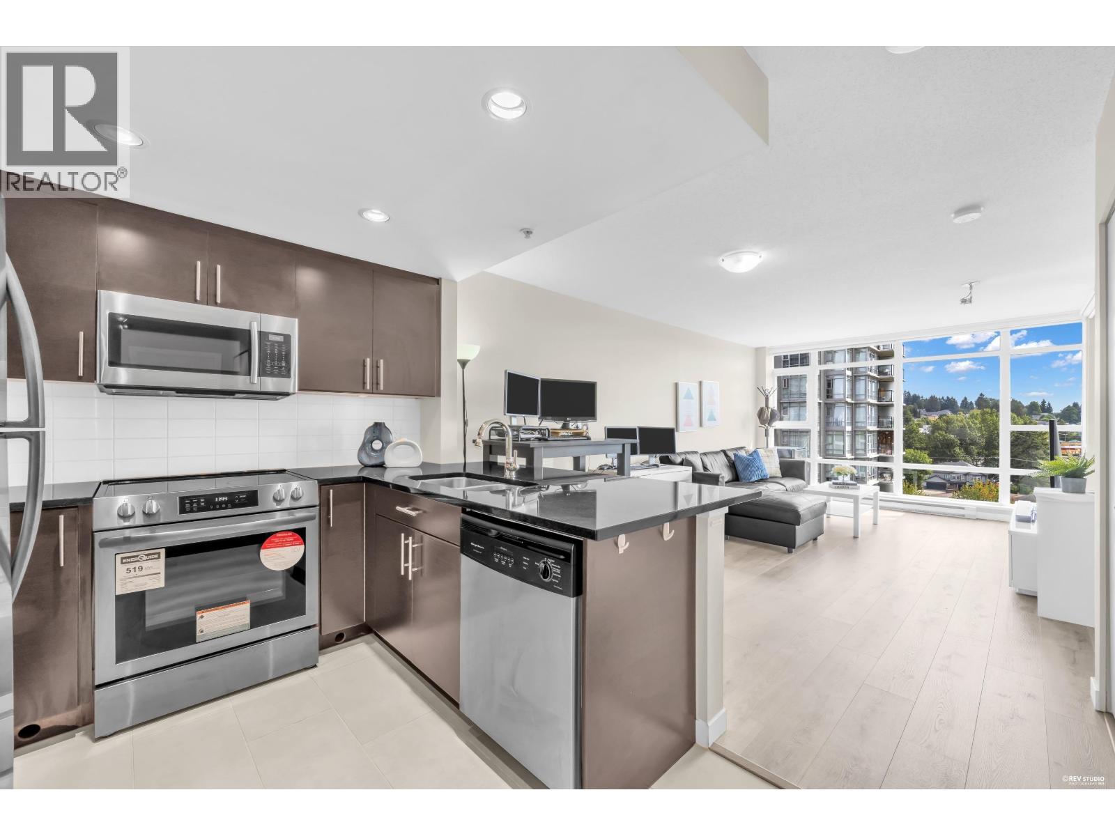 1008 555 Delestre Avenue, Coquitlam, British Columbia  V3K 0A9 - Photo 10 - R3153623