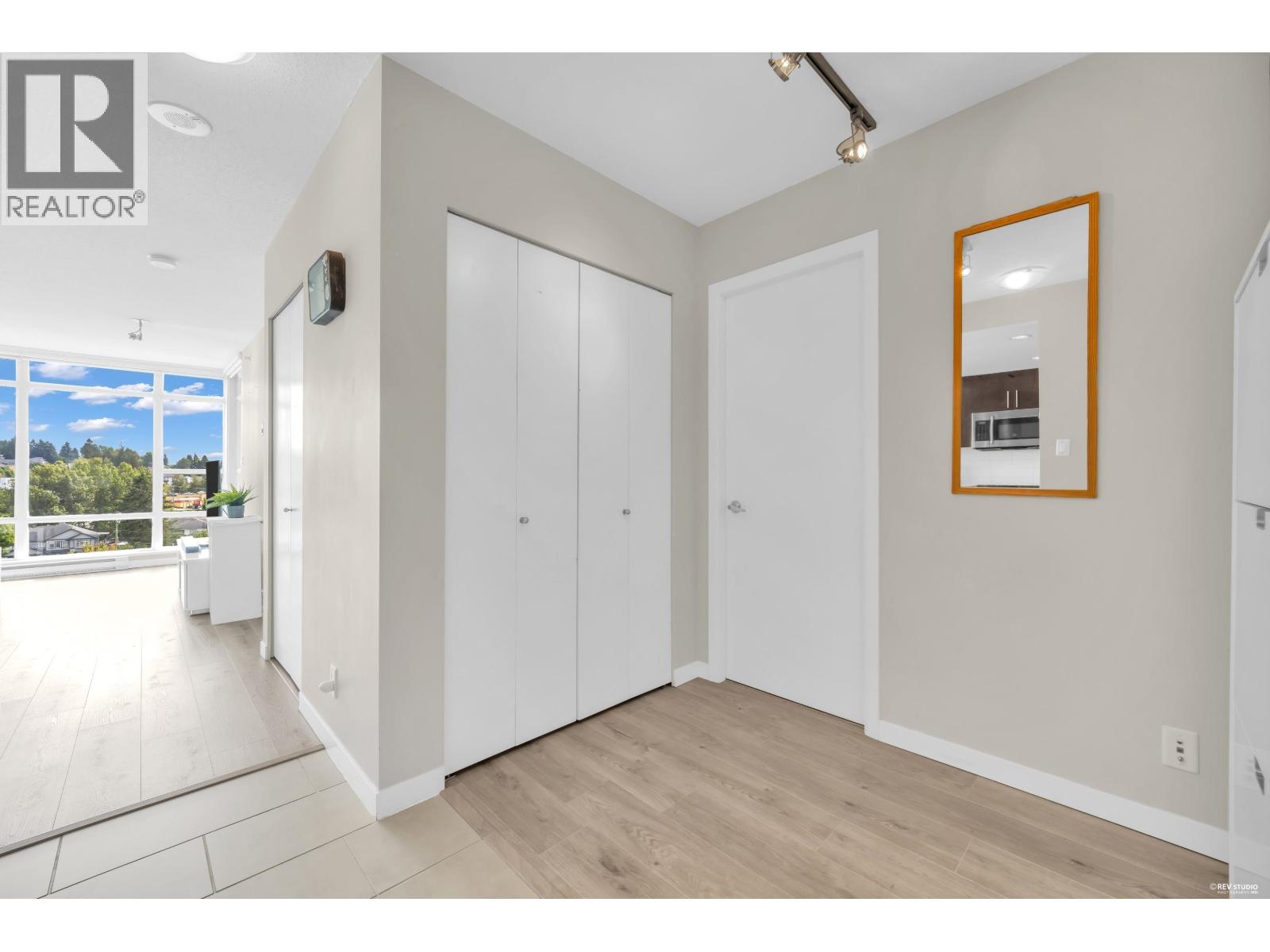 1008 555 Delestre Avenue, Coquitlam, British Columbia  V3K 0A9 - Photo 17 - R3153623