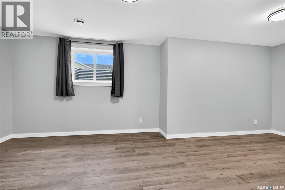 3296 Favel Drive, Regina, Saskatchewan  S4V 4B2 - Photo 30 - SK045101