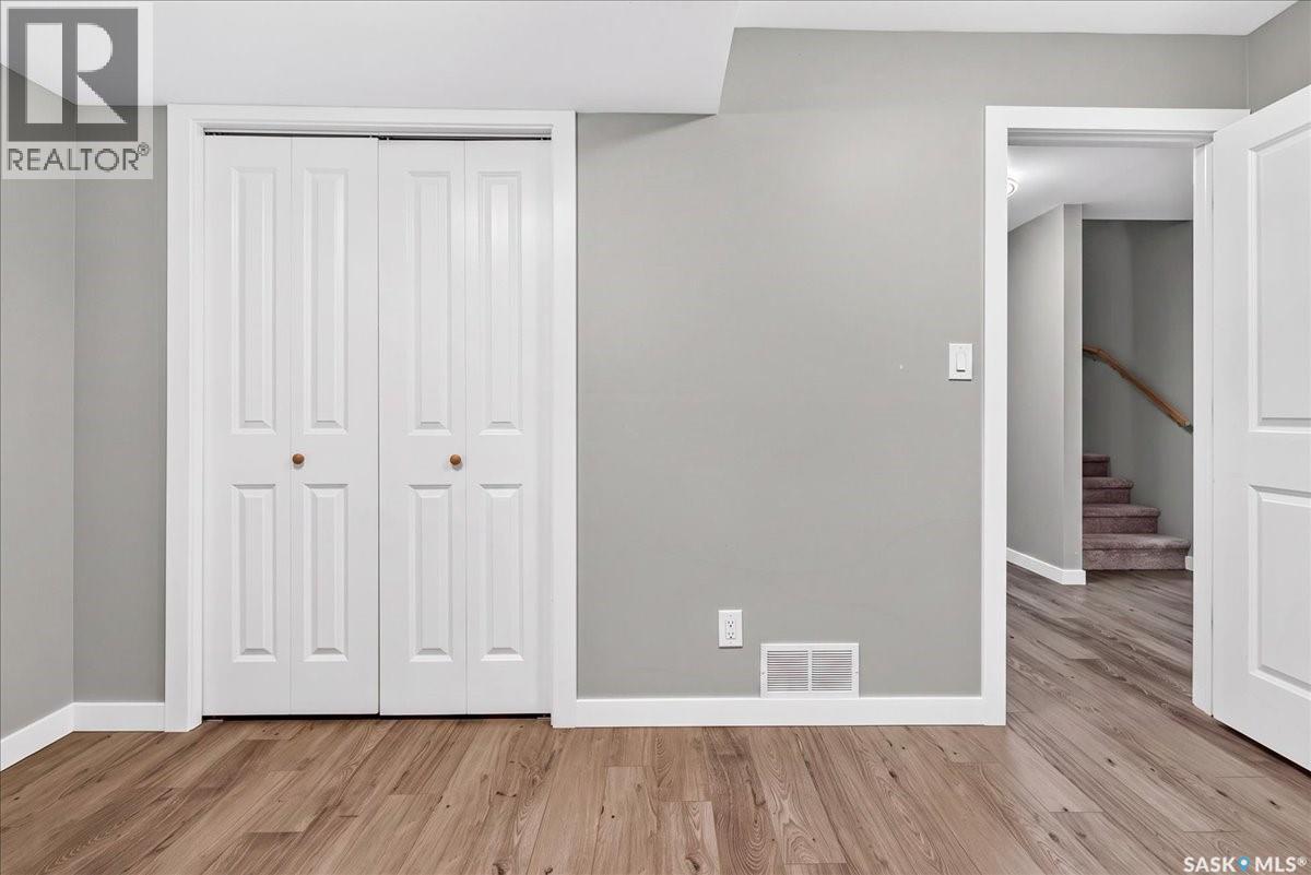 3296 Favel Drive, Regina, Saskatchewan  S4V 4B2 - Photo 32 - SK045101