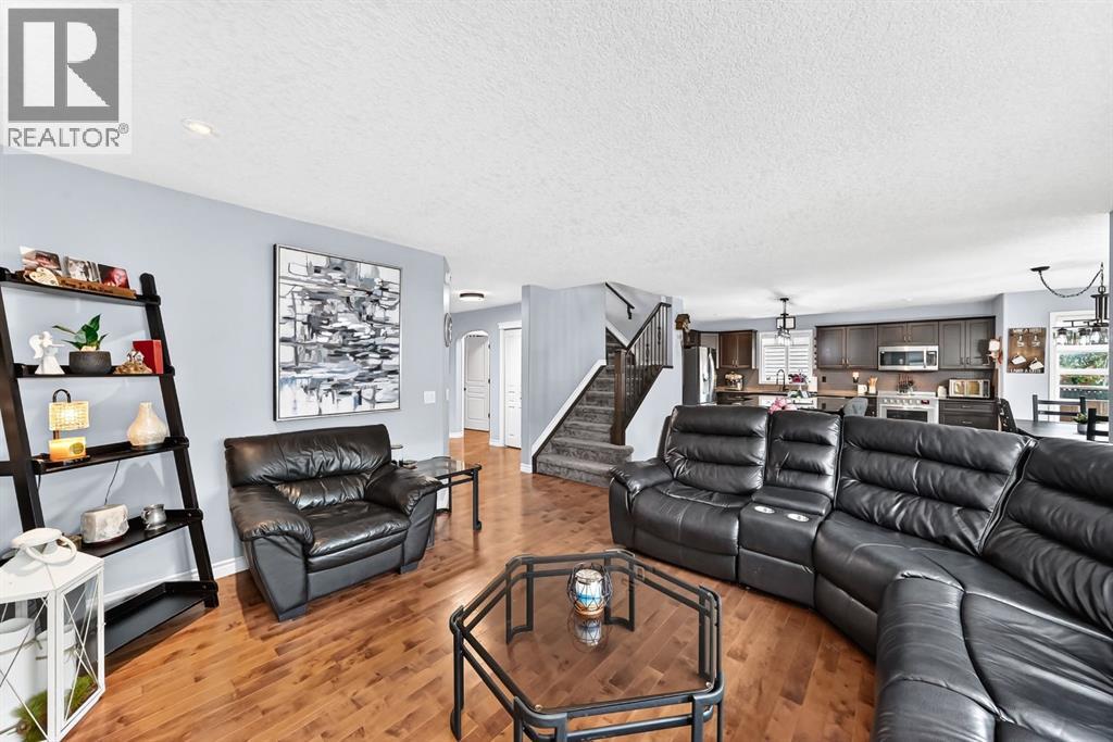 116 Kingsland Court SE, Airdrie, Alberta  T4A 0E5 - Photo 9 - A2317259