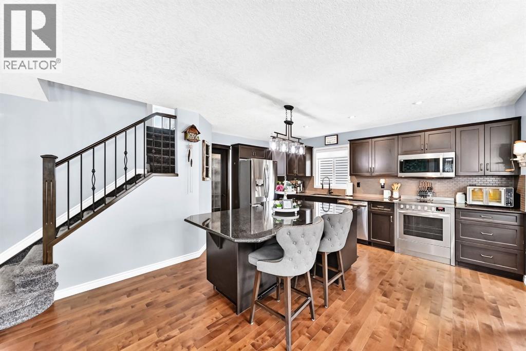 116 Kingsland Court SE, Airdrie, Alberta  T4A 0E5 - Photo 15 - A2317259