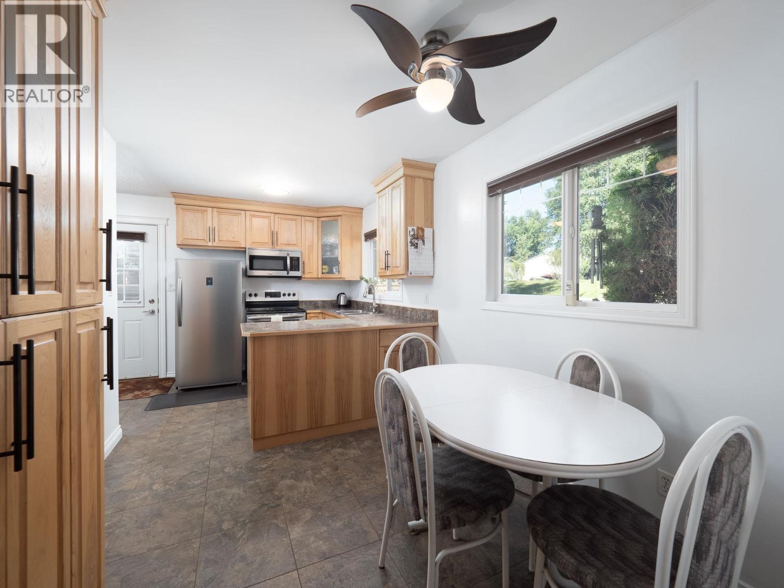 6049 Kim Place, Prince George, British Columbia  V2K 3L6 - Photo 10 - R3154212