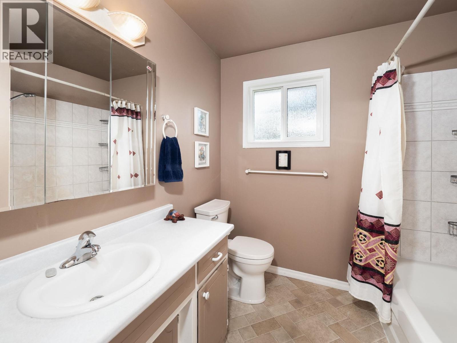 6049 Kim Place, Prince George, British Columbia  V2K 3L6 - Photo 18 - R3154212
