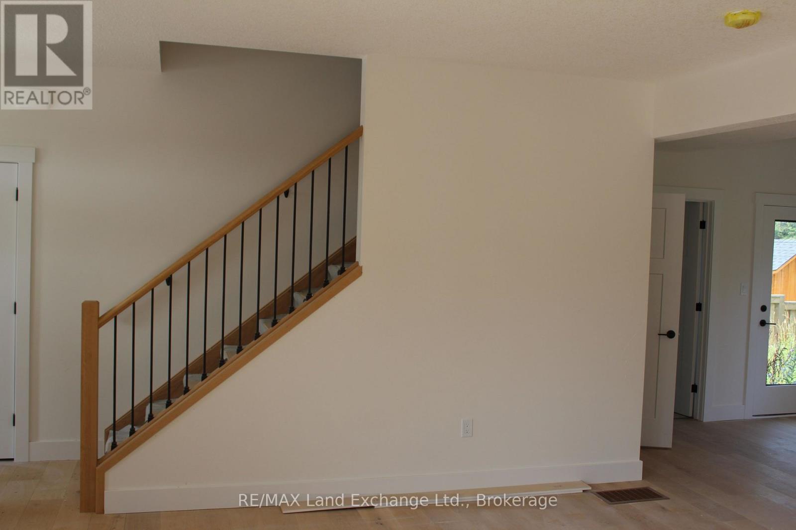 766 Campbell Avenue, Kincardine, Ontario  N2Z 1W1 - Photo 14 - X10845566
