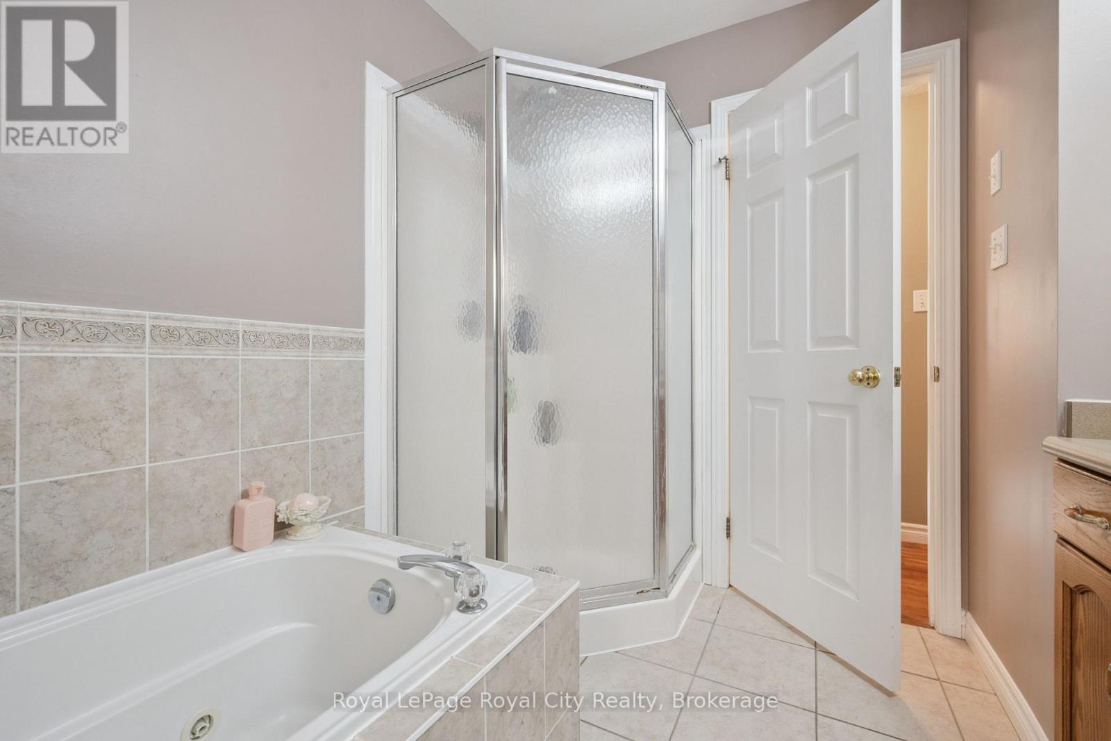 3 Marigold Drive, Guelph, Ontario  N1C 1G7 - Photo 18 - X13582636