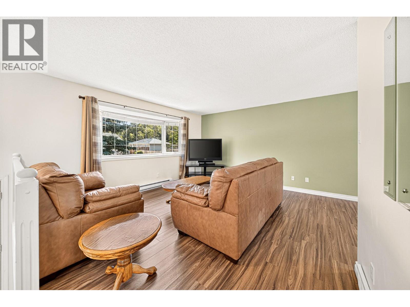 349 Pacific Yew Crescent, Sparwood, British Columbia  V0B 2G0 - Photo 9 - 10393134