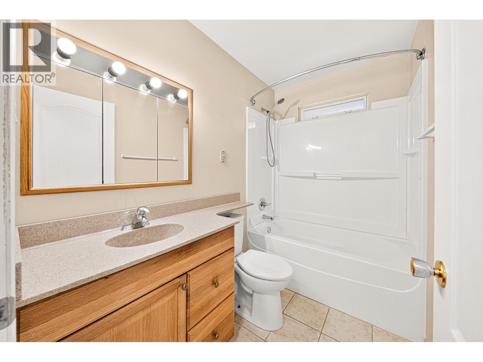 349 Pacific Yew Crescent, Sparwood, British Columbia  V0B 2G0 - Photo 27 - 10393134