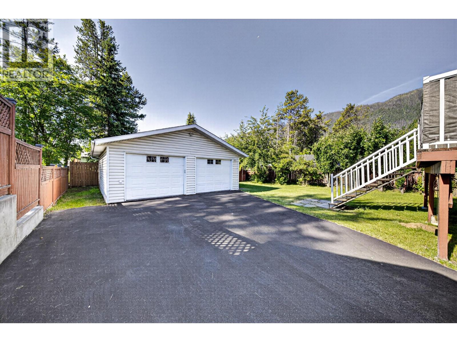 349 Pacific Yew Crescent, Sparwood, British Columbia  V0B 2G0 - Photo 49 - 10393134