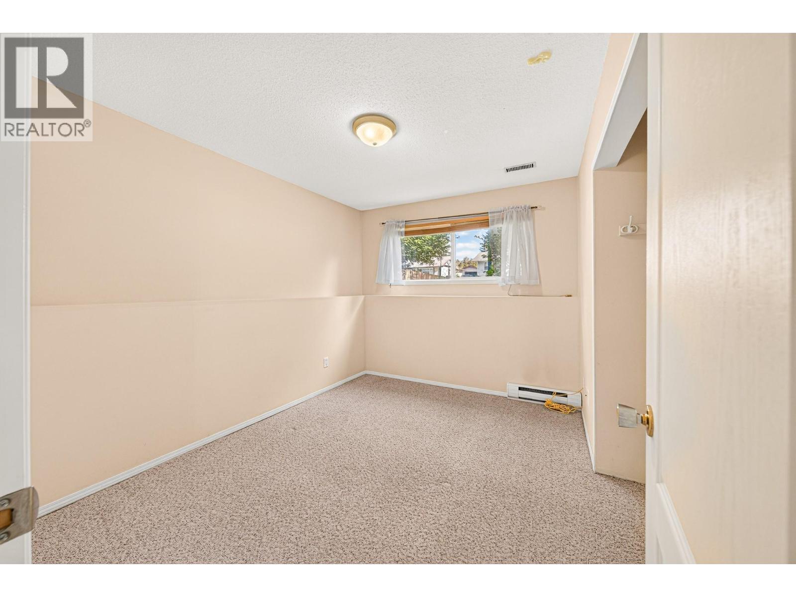 349 Pacific Yew Crescent, Sparwood, British Columbia  V0B 2G0 - Photo 37 - 10393134