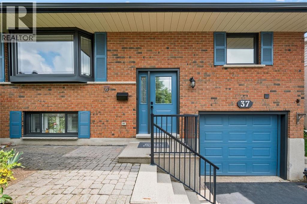 37 Dunsmere Drive, Kitchener, Ontario  N2E 1V5 - Photo 5 - 40852770