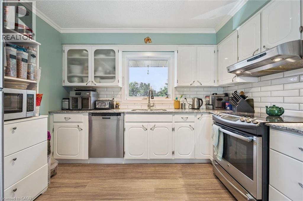 37 Dunsmere Drive, Kitchener, Ontario  N2E 1V5 - Photo 14 - 40852770