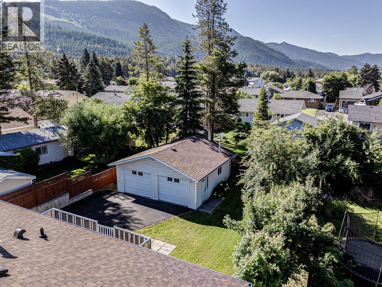 349 Pacific Yew Crescent, Sparwood, British Columbia  V0B 2G0 - Photo 60 - 10393134