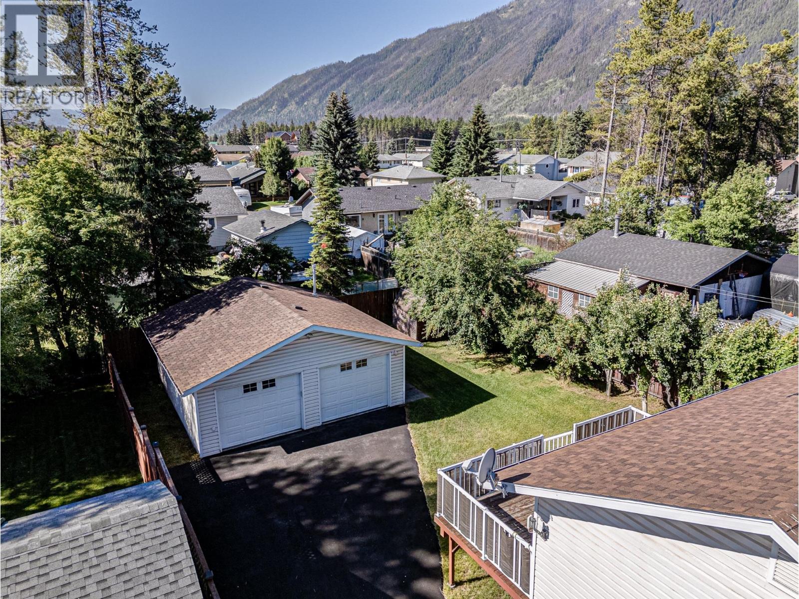 349 Pacific Yew Crescent, Sparwood, British Columbia  V0B 2G0 - Photo 62 - 10393134
