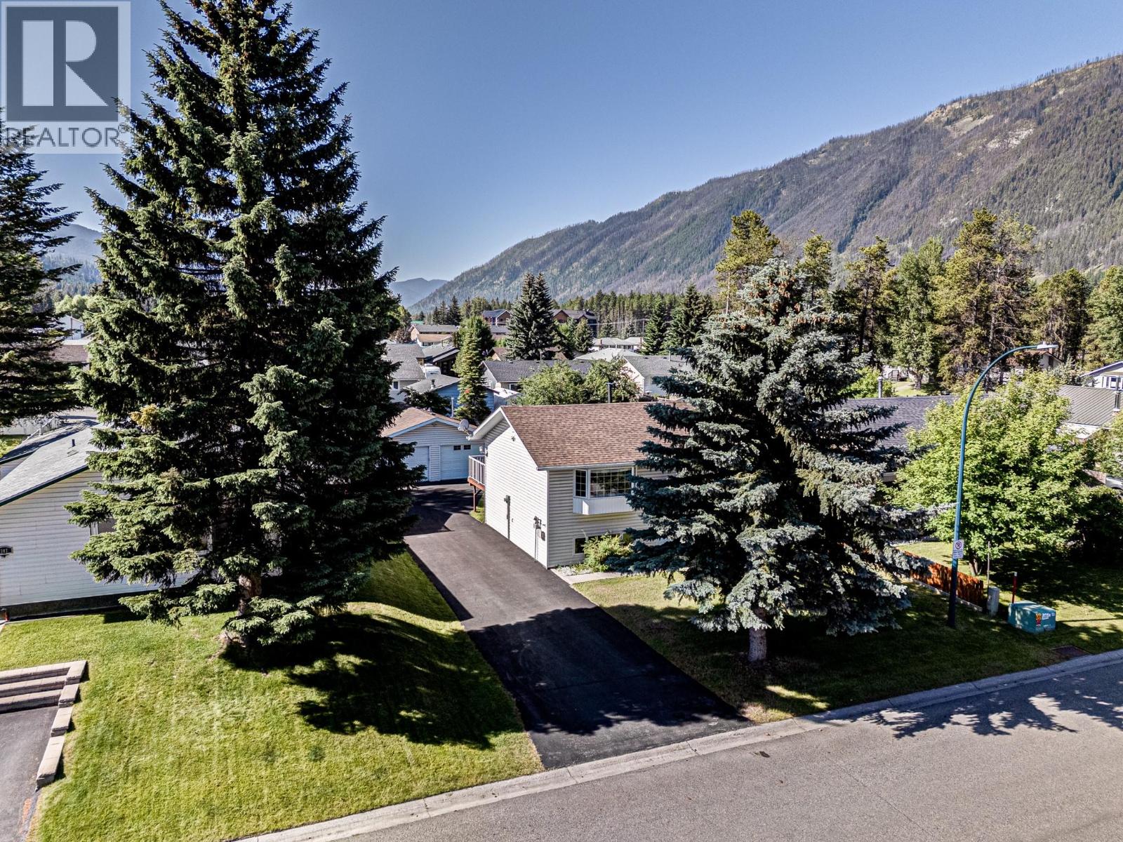 349 Pacific Yew Crescent, Sparwood, British Columbia  V0B 2G0 - Photo 59 - 10393134