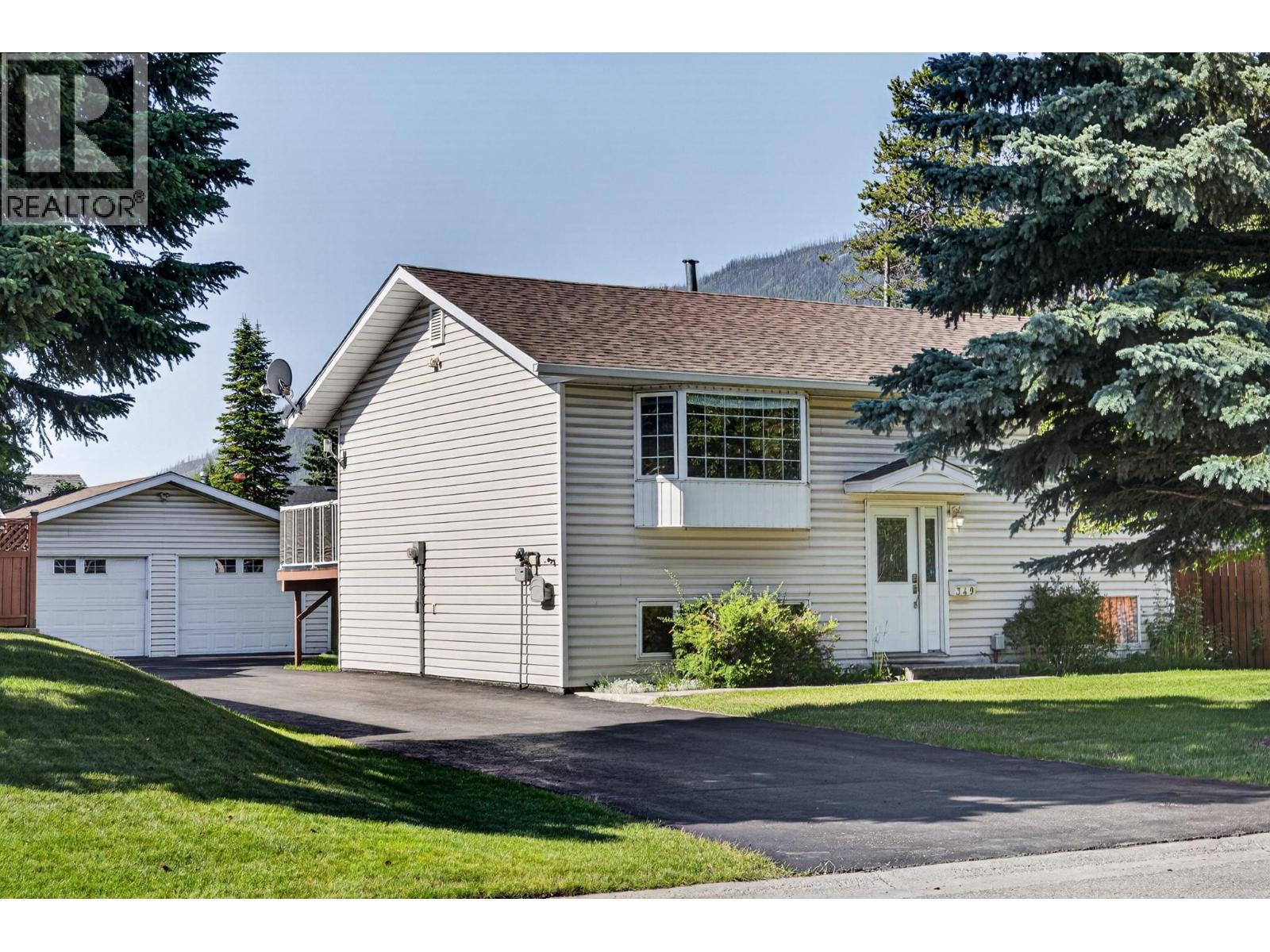 349 Pacific Yew Crescent, Sparwood, British Columbia  V0B 2G0 - Photo 57 - 10393134