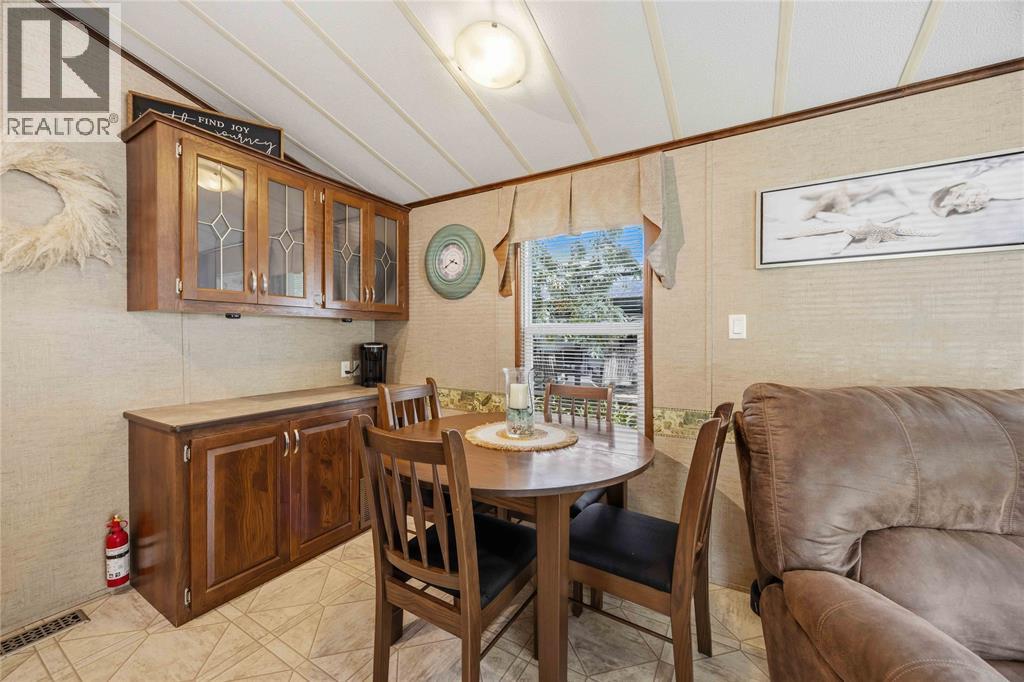 9338 W Ipperwash Road Unit# J3, Lambton Shores, Ontario  N0N 1J2 - Photo 11 - 26019379