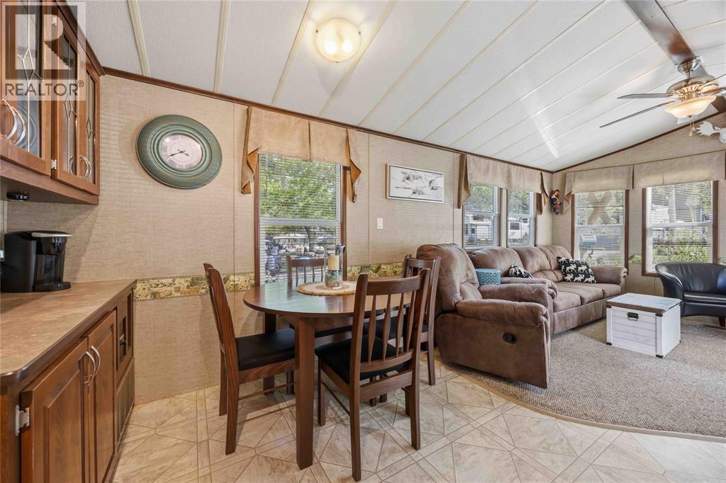 9338 W Ipperwash Road Unit# J3, Lambton Shores, Ontario  N0N 1J2 - Photo 12 - 26019379