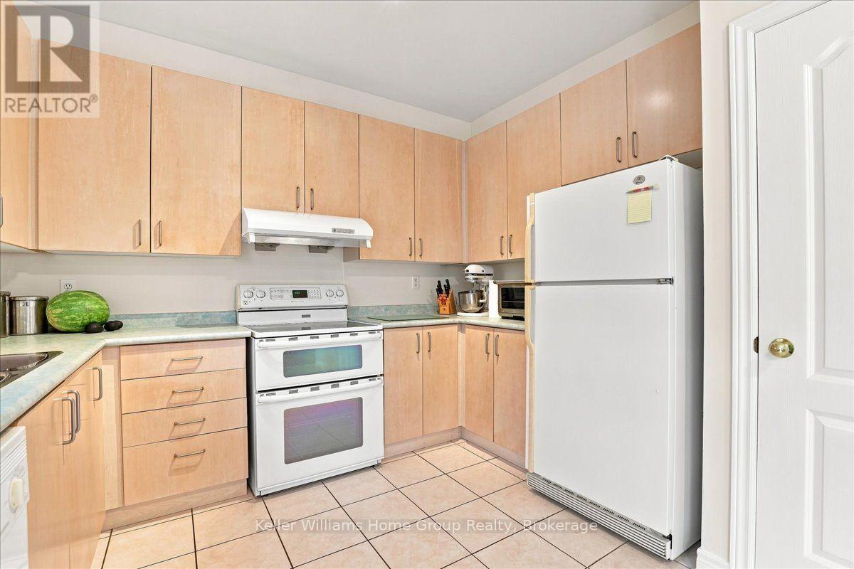 12 Thorndale Road, Brampton, Ontario  L6P 1H3 - Photo 12 - W13658638