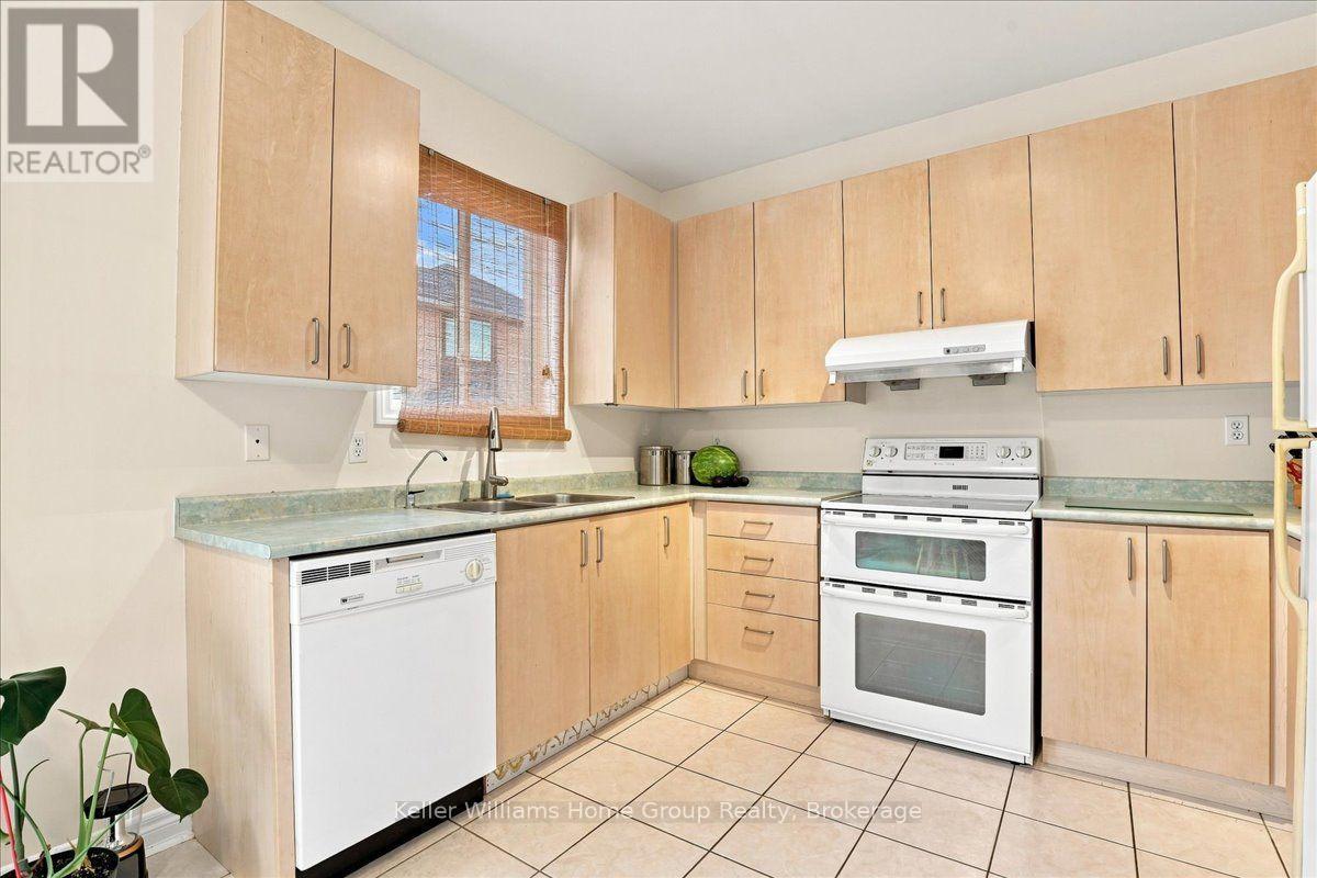12 Thorndale Road, Brampton, Ontario  L6P 1H3 - Photo 13 - W13658638