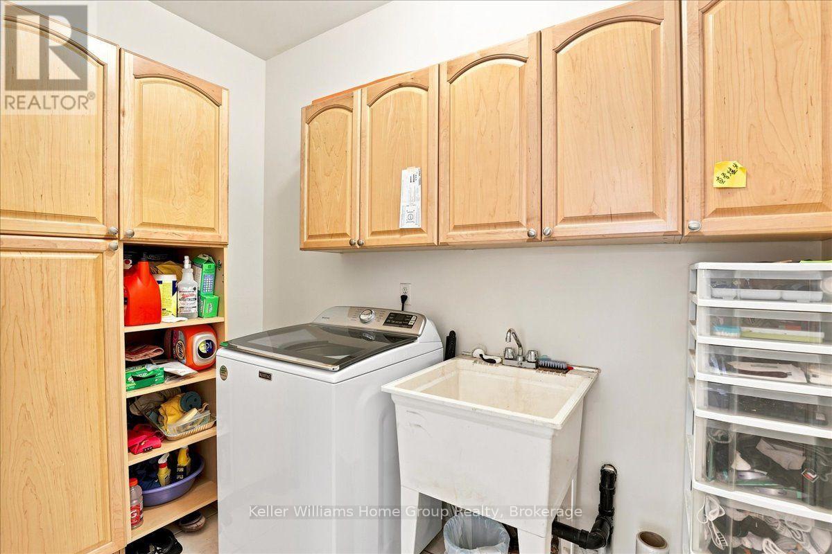 12 Thorndale Road, Brampton, Ontario  L6P 1H3 - Photo 16 - W13658638