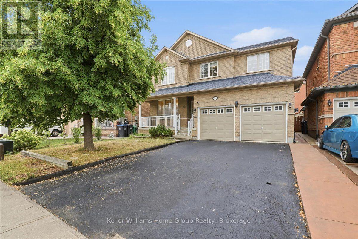 12 Thorndale Road, Brampton, Ontario  L6P 1H3 - Photo 2 - W13658638