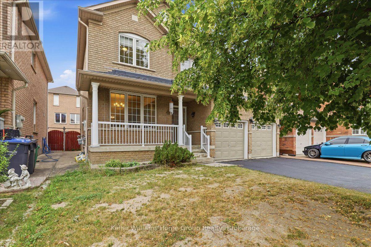 12 Thorndale Road, Brampton, Ontario  L6P 1H3 - Photo 3 - W13658638