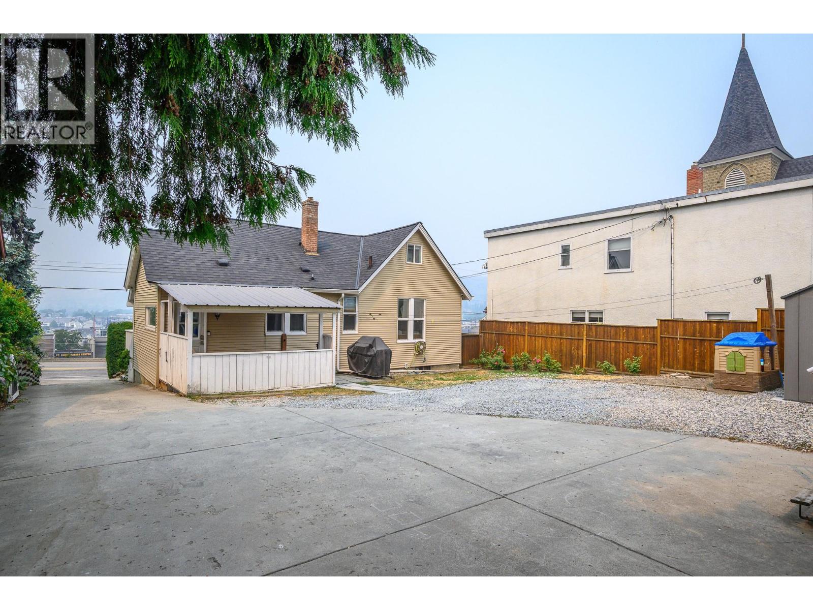 2605 27 Street, Vernon, British Columbia  V1T 4W1 - Photo 26 - 10397130