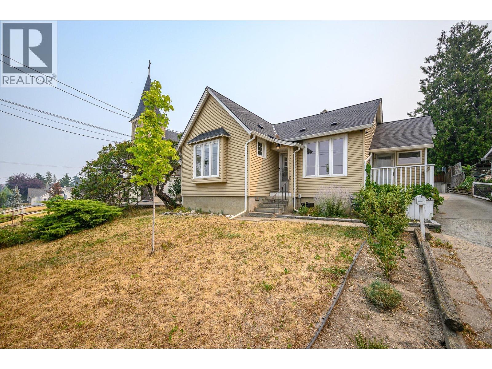 2605 27 Street, Vernon, British Columbia  V1T 4W1 - Photo 34 - 10397130