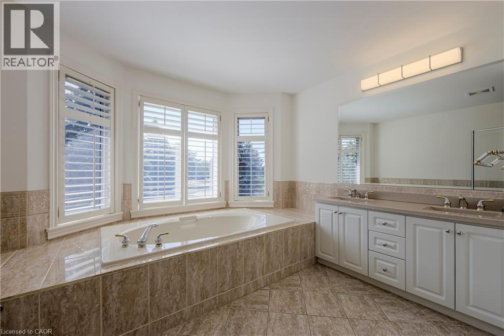 1487 The Links Drive, Oakville, Ontario  L5M 2P2 - Photo 30 - 40854536