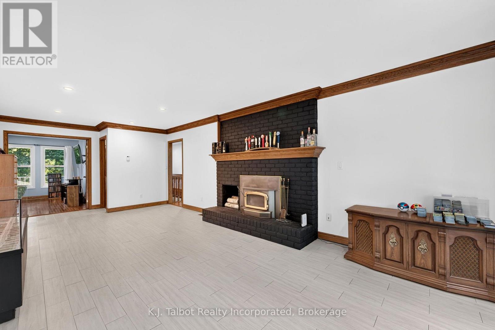 4 John Avenue, Bluewater (Bayfield), Ontario  N0M 1G0 - Photo 18 - X13658426