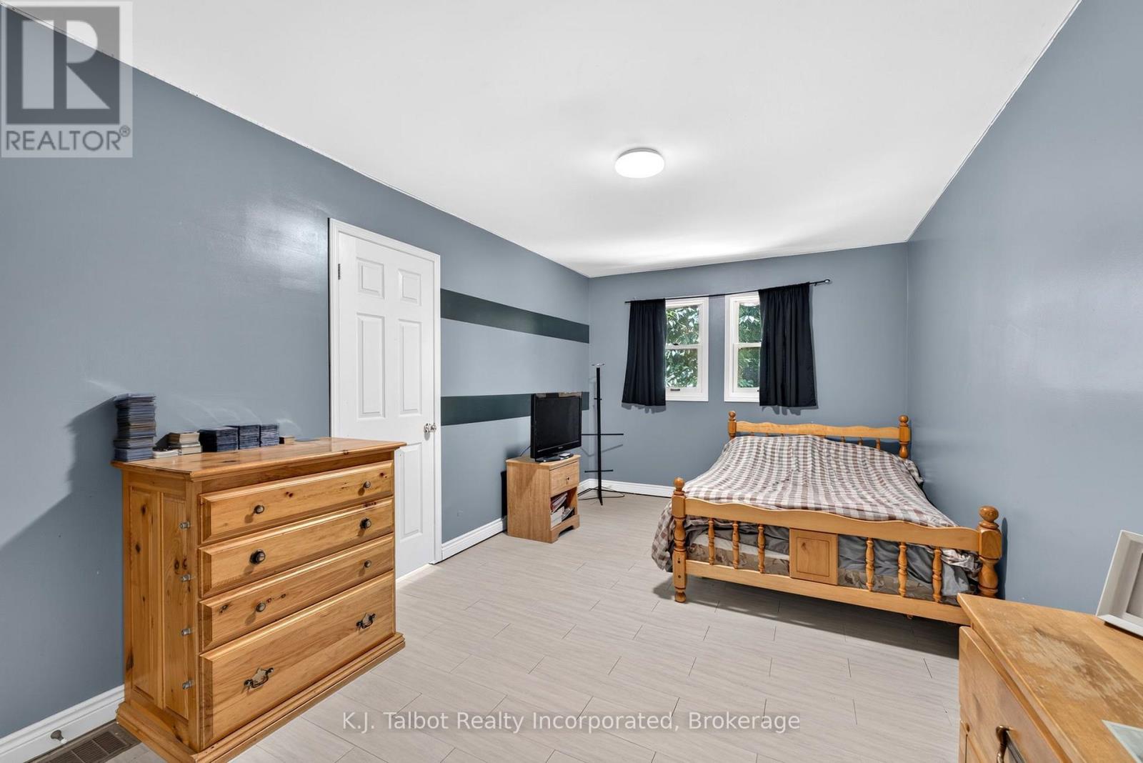 4 John Avenue, Bluewater (Bayfield), Ontario  N0M 1G0 - Photo 23 - X13658426