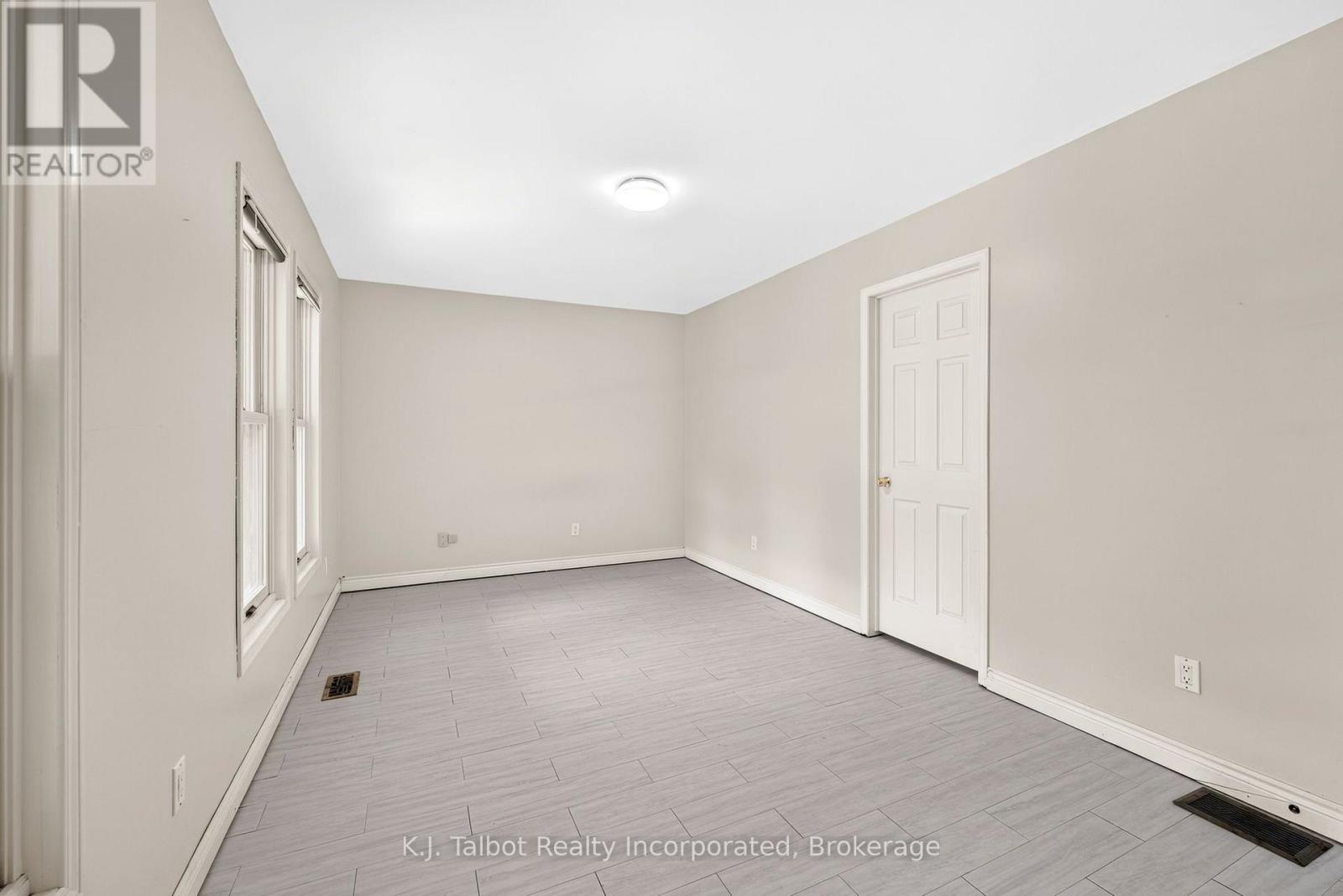 4 John Avenue, Bluewater (Bayfield), Ontario  N0M 1G0 - Photo 25 - X13658426