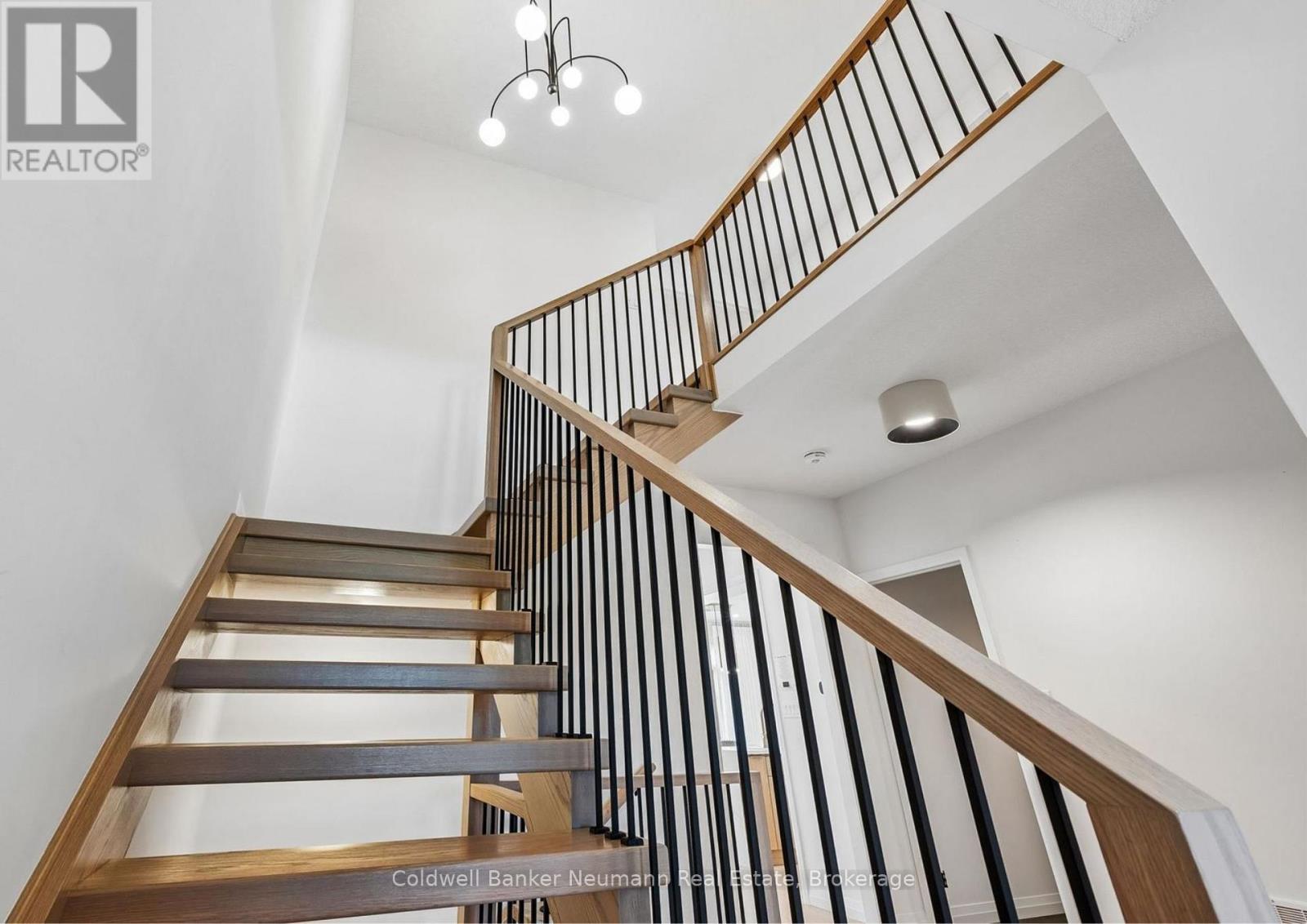 636 Anton Crescent, Kitchener, Ontario  N2R 0T8 - Photo 12 - X13658544