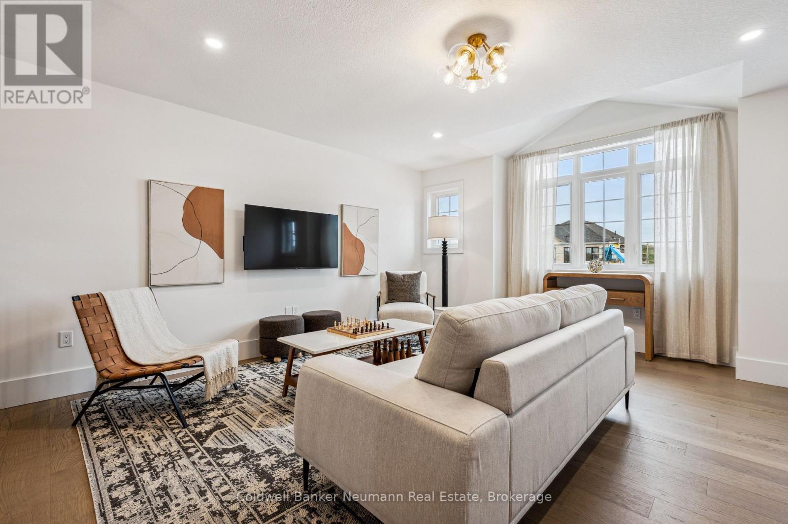 645 Anton Crescent, Kitchener, Ontario N2R 0T8 - Photo 11 - X13658552