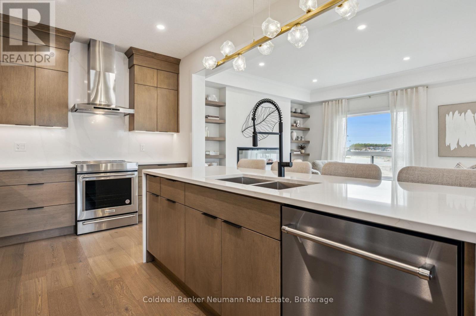 645 Anton Crescent, Kitchener, Ontario N2R 0T8 - Photo 8 - X13658552