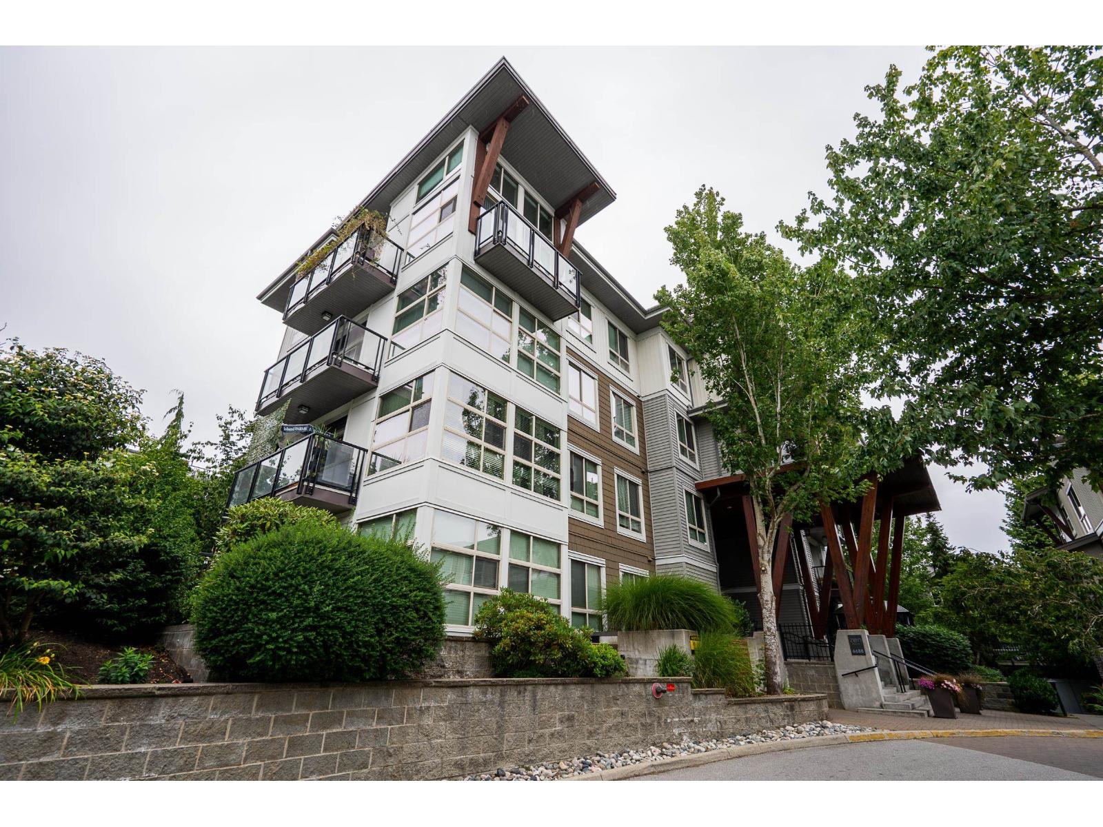 321 6688 120 STREET, surrey, British Columbia