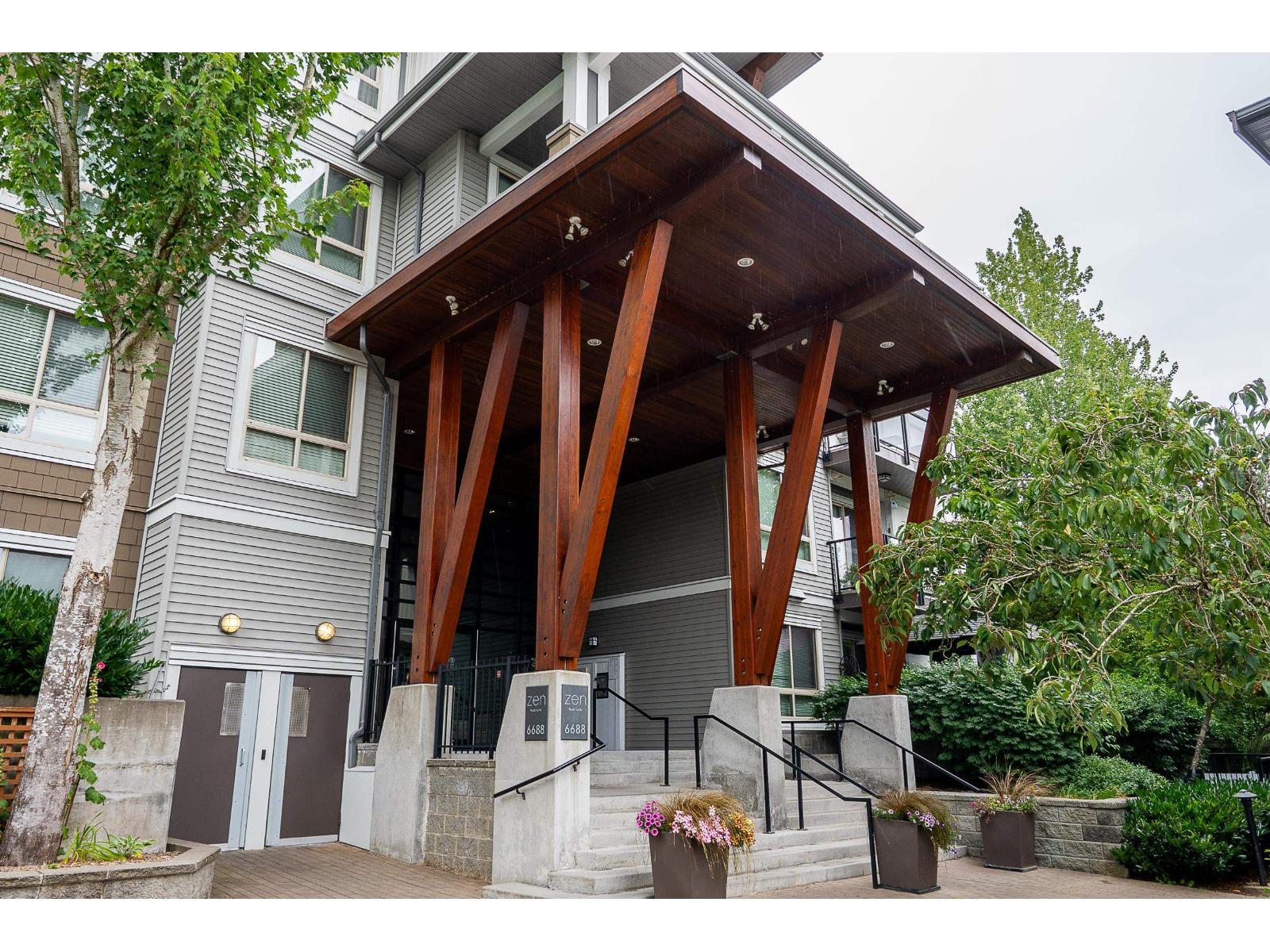 321 6688 120 Street, Surrey, British Columbia  V3W 1T8 - Photo 3 - R3154208