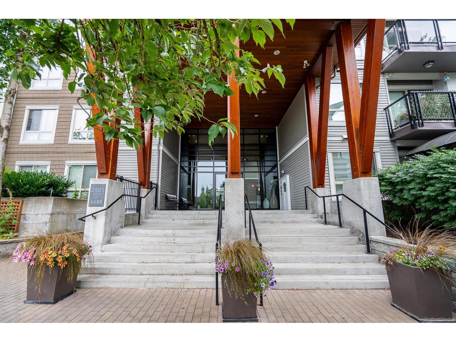 321 6688 120 Street, Surrey, British Columbia  V3W 1T8 - Photo 4 - R3154208